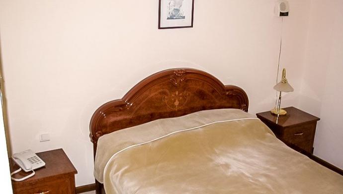 Спальная кровать 1 местного, 1 комнатного, без балкона, Корпус Салют, Олимп санатория Мыс Видный в Сочи