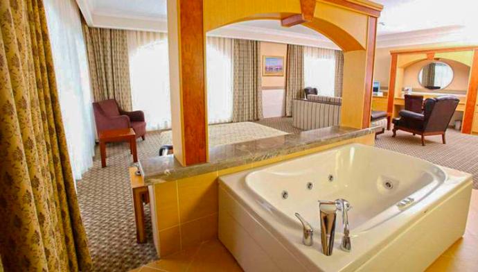Ванная комната в номере корнер в отеле Utopia World Resort & Spa. Аланья