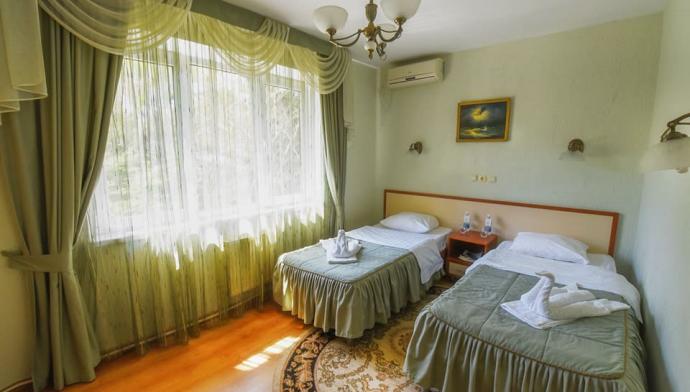 4 местный 2 комнатный Семейный, Коттедж в СПА-отеле Русский Дом Дивный 43°39°. Сочи