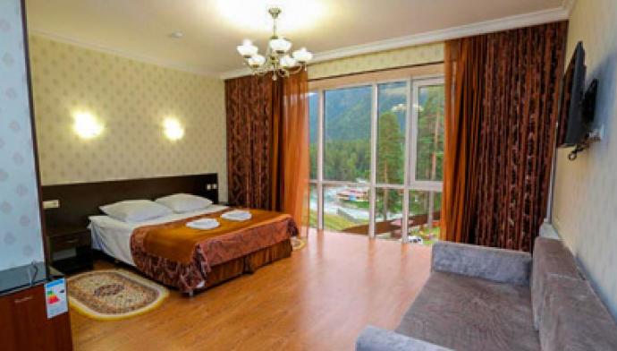 Отель Кавказ в Архызе, номер 2 местный 1 комнатный Делюкс (2,3 этажи)