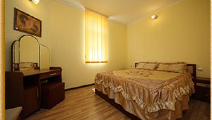 1-й категории 2 местный 2 комнатный (35 м²) Корпус «Г» в Гостиничном комплексе Русич в г. Анапа